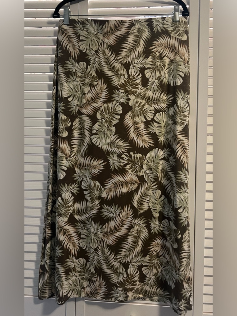 J. Jill Olive Tan Brown Palm Tree Tropical Leaf Maxi Skirt size Small Never Worn